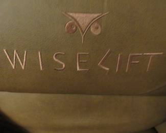 Wise Lift chair. Works very well
