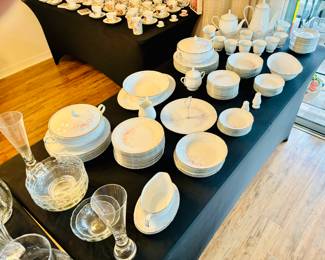 Time to make that dream of owning a restaurant come true.  