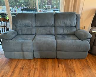 Electric recliner.  Electricity not included.