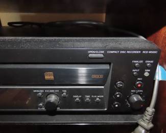 Sony Cd recorder RCD-W500C.