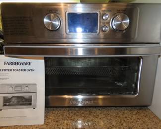 Like new Farberware air fryer toaster oven.