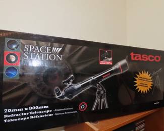 New in box large Tasco Space Station Refractor Telescope.