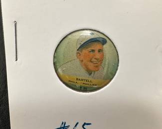 1932 Orbit Gum Baseball PR2 Button Pin #15 Dick Bartell Philadelphia Phillies