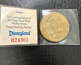 Disneyland 60 Years 1928 - 1988 Mickey Mouse Numbered Commemorative Coin Rare