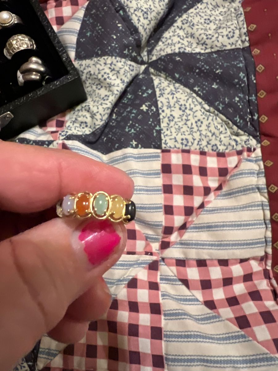 ESTATE SALE OF BOBBIE EVANS in Stephenville, TX starts on 7/25/2024