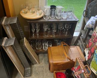 Heyyyy Boo Boo…What u got in your pickanic basket?