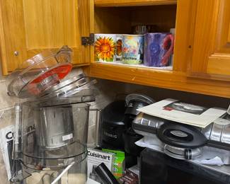 Lots of small appliances from cuisinart to kitchen aid!