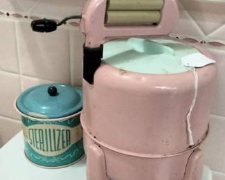 Vintage Child's Toy Washing Machine