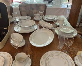 International Silver Company China - 326 Springtime