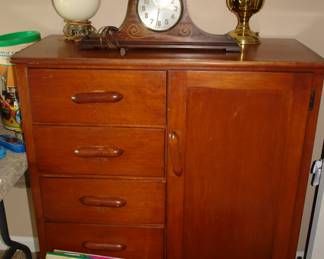 1950's vintage dresser