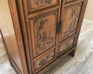 View of just the top piece which can be used by itself.