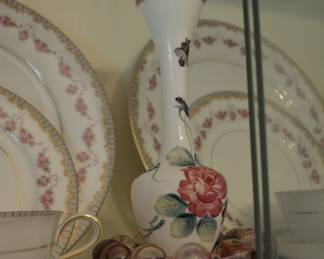 Glassware and collectibles 