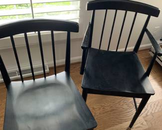 2 arm and 4 side chairs