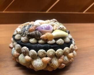 Antique shell souvenir box