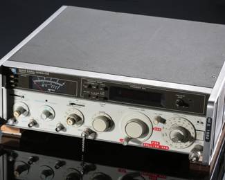 Hewlett Packard 8640B Signal Generator HP
