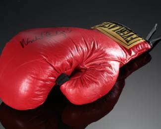 *Signed* Michael Carbajal Autographed Boxing Glove Everlast 
