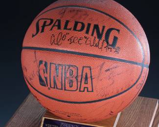 1992-93 Phoenix Suns Team Signed Basketball Autographed 

