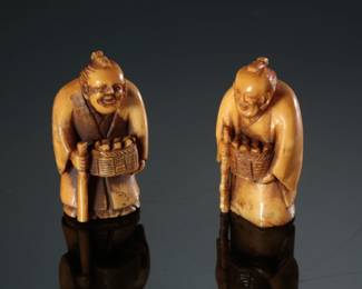 Set of 2 Antique Japanese Netsuke Figures Carved Bone Sculpture 
