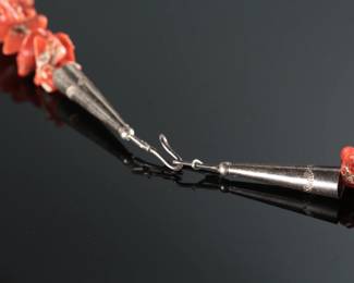 Vintage Native American Red Coral & Bear Claw Necklace 
