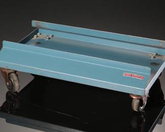 Norman Strobe Rolling Base for P2000D Power Supply 
