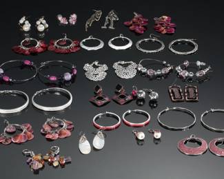 #7 Costume Jewelry Lot 20 Pairs of Earrings 
