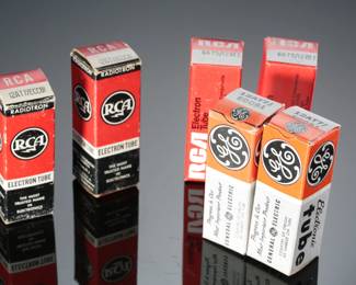 Lot of 4 Vintage 12AU7A/ECC82 Vacuum Tubes RCA
