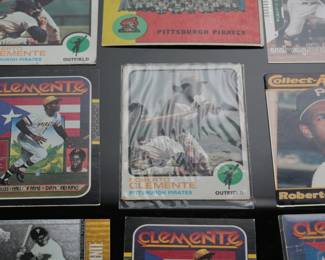 Lot of 14 Vintage Roberto Clemente Pittsburg Pirates Baseball Cards 
