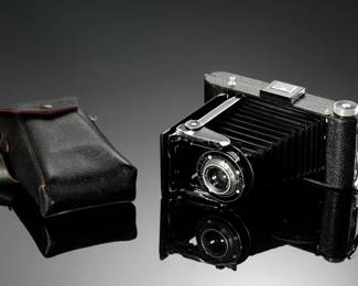 Vintage Kodak Senior Six-16 Camera 
