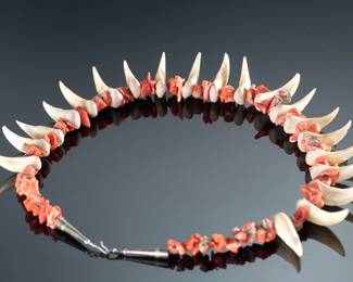 Vintage Native American Red Coral & Bear Claw Necklace 
