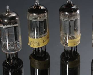 Lot of 8 Vintage 12AU7/ECC82 Vacuum Tubes Telefunken Mullard 
