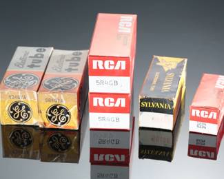 Lot of 2 Vintage 5751 Vacuum Tubes 
