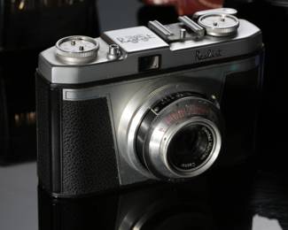 Lot of 3 Vintage 35mm Cameras Realist/Kodak/Minolta
