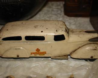 Vintage 1930's Marx Wyandotte Steel Ambulance