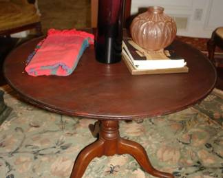 Antique Tilt Top Table