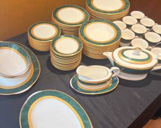 Superior China 22 Carat Gold