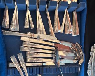 Wm Rogers Oneida Silverplated Utensils