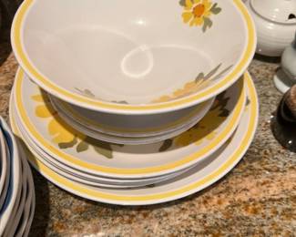 Mikasa Vintage Floral Dinnerware