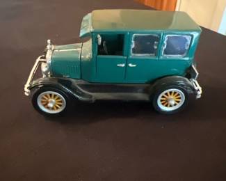 Vintage Toy Cars - 1926 Green Ford Model T 4 door sedan