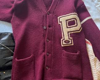 Vintage varsity letter sweater authentic genuine, Letter P. football maroon 
