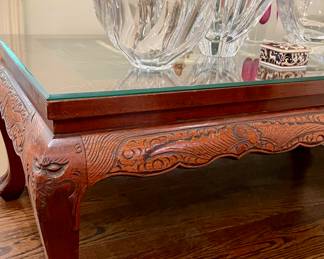 Beautiful Chinese coffee table, beautiful details