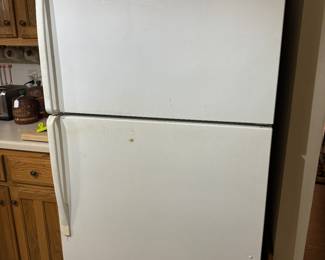 Whirlpool Refrigerator 