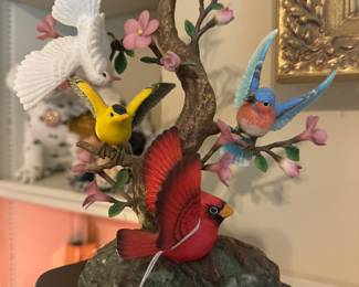 Heritage House Music Box - Forever- Over the Rainbow