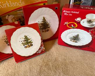 12pc Christmas Dish Set