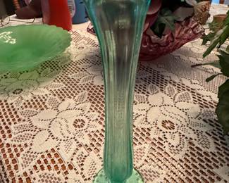 Vaseline vase