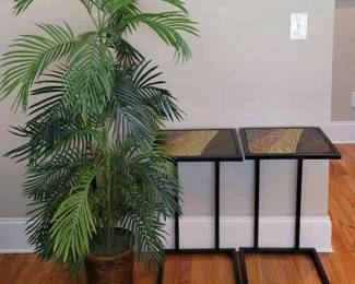 "Behold Mount Vintage Part 2" in North Augusta, SC Starts Closing Thu 7/25 8p. Pickup Sat 7/27 11-2p. Please click here to view more photos, descriptions, and current bids: https://ctbids.com/estate-sale/30101