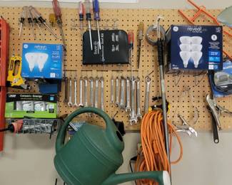 "Behold Mount Vintage Part 2" in North Augusta, SC Starts Closing Thu 7/25 8p. Pickup Sat 7/27 11-2p. Please click here to view more photos, descriptions, and current bids: https://ctbids.com/estate-sale/30101