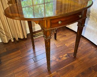 Maitland Smith 1 Drawer Mahogany Drop Leaf Side Table (26"D x 29"H x 40"W Open / 20"W Closed)