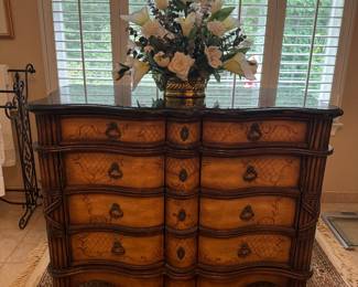 Stein World Scalloped Cabinet 2 Door 2 Drawer/Granite Top