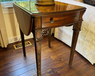 Maitland Smith 1 Drawer Mahogany Drop Leaf Side Table (26"D x 29"H x 40"W Open / 20"W Closed)