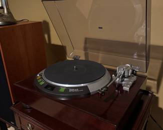 Denon DP-62L Automatic Arm Lift Direct Drive Turntable System